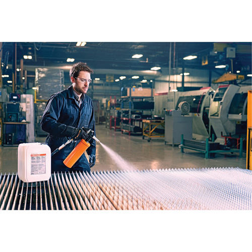 Pompe &agrave; pulv&eacute;riser pour E-Weld Plasma, Longueur du tube 15,4" Moffatt Supply & Specialties