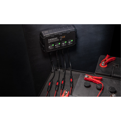 Chargeur de batterie 4 sorties de 8 A Genius 2X4 Moffatt Supply & Specialties