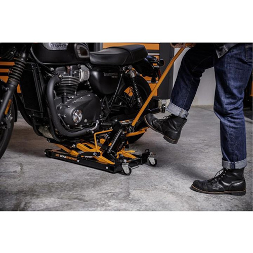 ATV and Motorcycle Jack, 0.75 Ton(s) Capacity, 4-2/3" Lowered, 14-1/2" Raised, Manual Hydraulic Moffatt Supply & Specialties