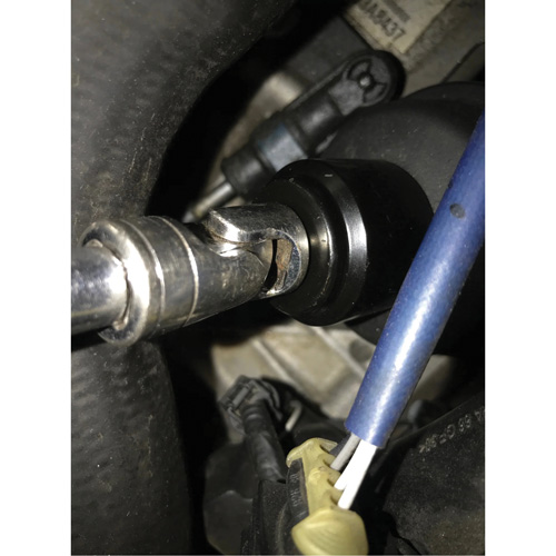 Douille pour filtre &agrave; huile Cummins 5,9 L - 25 mm Moffatt Supply & Specialties