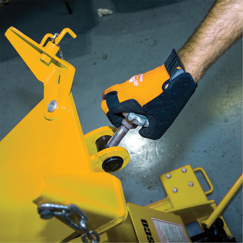 Cric de transmission Yellow Jackit, Cap. de levage 2,2 tonnes Moffatt Supply & Specialties