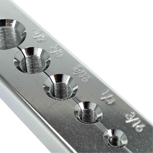 Trousse d'outils d'&eacute;vasement double SAE de 7 morceaux avec coffret moul&eacute; par soufflage Moffatt Supply & Specialties
