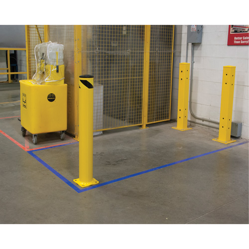 Butoir de s&eacute;curit&eacute;, Acier, 42" h x 5-1/2" la, Jaune Moffatt Supply & Specialties