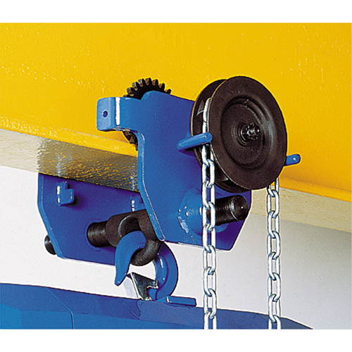 Chariot &agrave; avanc&eacute;e par chaîne Corso, 4000 lb (2 tonnes) Capacit&eacute;, 2-3/5" - 8-2/3" Moffatt Supply & Specialties