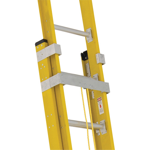 Industrial Heavy-Duty Extension Ladders (6200 Series), 375 lbs. Cap., 13' H, Grade 1AA Moffatt Supply & Specialties