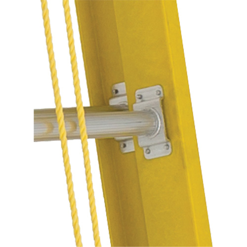 Industrial Heavy-Duty Extension Ladders (6200 Series), 375 lbs. Cap., 13' H, Grade 1AA Moffatt Supply & Specialties