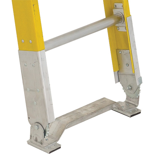 Industrial Heavy-Duty Extension Ladders (6200 Series), 375 lbs. Cap., 13' H, Grade 1AA Moffatt Supply & Specialties