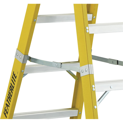 6600 Series Industrial Heavy-Duty 2-Way Stepladders, Fibreglass, 300 lbs. Capacity, 6' Moffatt Supply & Specialties