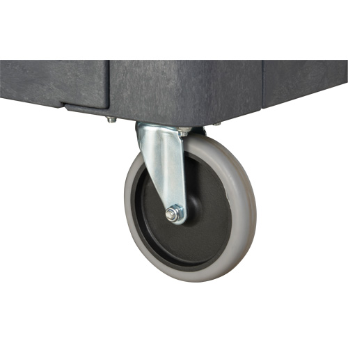 Chariot utilitaire pour l'entretien avec tablette plate, 2 tiers, 25-1/4" x 32-1/4" x 44", Capacit&eacute; 550 lb Moffatt Supply & Specialties