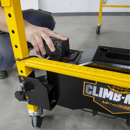 Syst&egrave;me de motorisation pour &eacute;chafaudage Climb-N-Go Moffatt Supply & Specialties