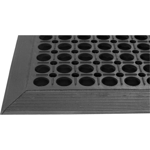 Competitor Series Mats, Slotted, 3' x 5' x 7/8", Black, Natural Rubber Moffatt Supply & Specialties