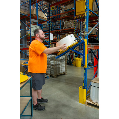 Distributeur de feuillards, Feuillard Polyester/Acier/Polypropyl&egrave;ne, Dia de noyau 16"/8", largeur de rouleau 3"/8"/6" Moffatt Supply & Specialties