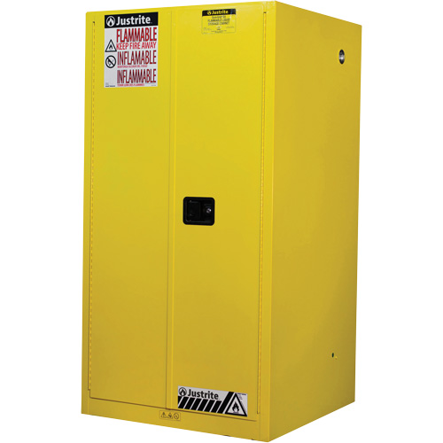 Armoires Sure-Grip EX pour produits inflammables, 60 gal., 2 Porte(s), 34" La x 65" h x 34" p Moffatt Supply & Specialties