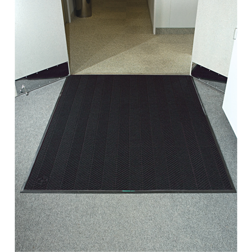 Waterhog&reg; Eco Elite Matting, Wiper/Scraper, 6' x 20' x 3/8", Black Smoke Moffatt Supply & Specialties