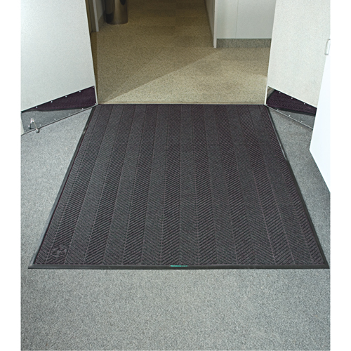 WaterHog&reg; Max Herringbone Classic Mat, Wiper/Scraper, 3' x 8' x 3/8", Grey Ash Moffatt Supply & Specialties