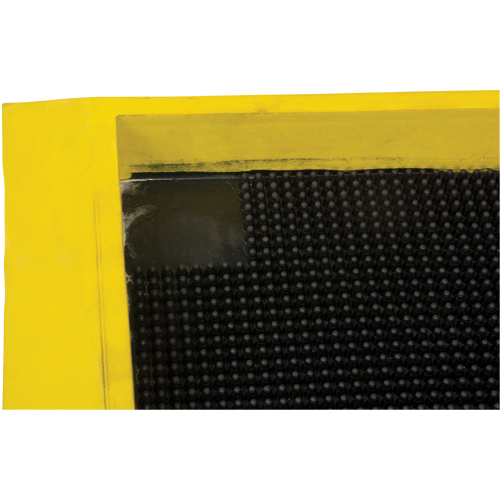 Foot Sanitizing Matting, Rubber, 2-2/3' W x 3-1/4' L x 2-1/2" Thick, Yellow Moffatt Supply & Specialties
