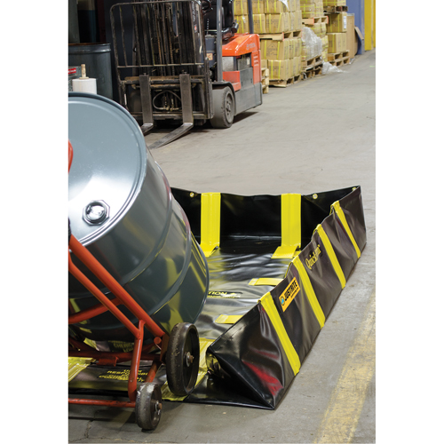Bermes de confinement avec supports int&eacute;rieurs de parois QuickBerm , Capacit&eacute; 235 gal. US, 4' la x 8' lo x 12" h, Support &agrave; encliqueter Moffatt Supply & Specialties