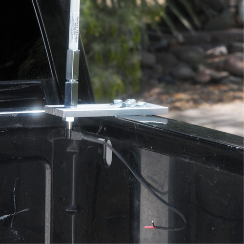 Support porte-drapeau Safety Whip Moffatt Supply & Specialties