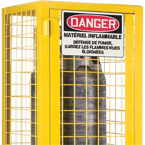 Armoire de s&eacute;curit&eacute; pour cylindres de gaz conforme aux normes de la CSA, nbre de bouteilles: 2, 17" , 17" , 69" , Jaune Moffatt Supply & Specialties