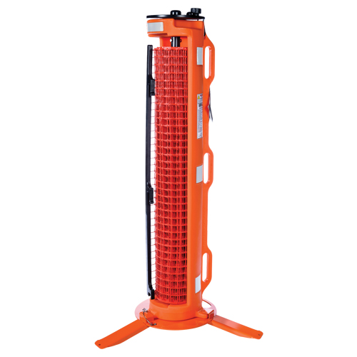 Barri&egrave;re avec 3 pieds, 50' lo, Plastique, Orange Moffatt Supply & Specialties