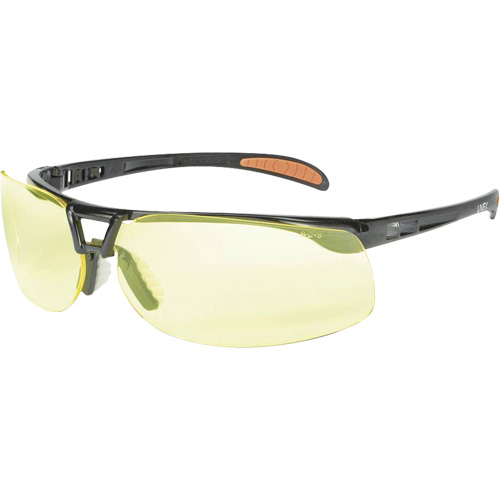 Lunettes de s&eacute;curit&eacute; Prot&eacute;g&eacute; avec lentilles HydroShield, Lentille Ambr&eacute;e, Antibu&eacute;e/Anti-&eacute;gratignures, ANSI Z87+ Moffatt Supply & Specialties