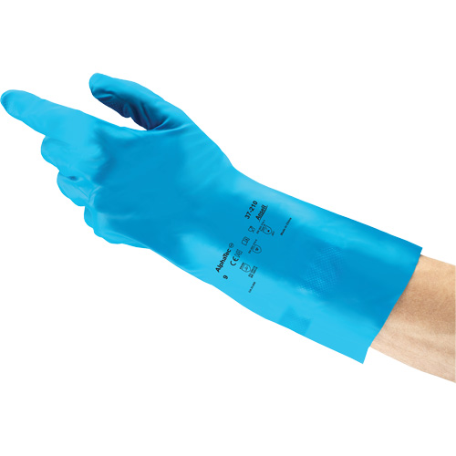 Gants r&eacute;utilisables AlphaTec 37-210 UltraGrip, Taille 7, 12,6" lo, Nitrile, 8 mils Moffatt Supply & Specialties