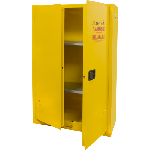 Armoire pour produits inflammables, 45 gal., 2 Porte(s), 43" La x 65" h x 18" p Moffatt Supply & Specialties
