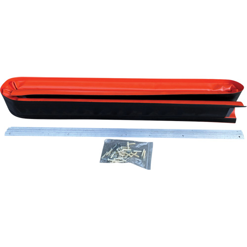 Ultra-Berm Builder Plus avec bandes de montage et ancrages Moffatt Supply & Specialties