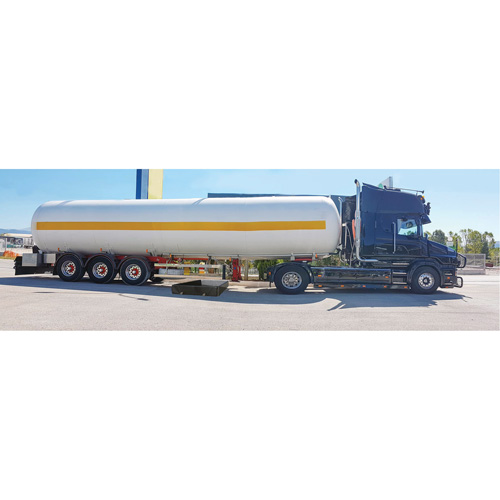 Berme Ultra-Tanker Berm, Capacit&eacute; 374 gal. US, 5' la x 10' lo x 12" h, Paroi en mousse Moffatt Supply & Specialties
