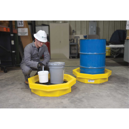 Ultra-Drum Tray sans grille, 32" lo x 32" la x 8,1" h, Cap. de d&eacute;versement 22,8 gal. US Moffatt Supply & Specialties