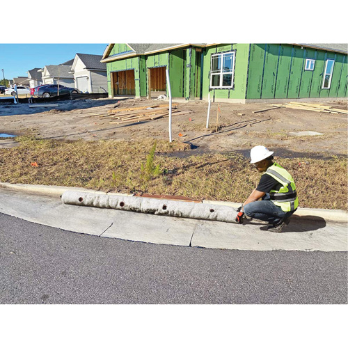 Ultra-Gutter Guard&reg;, Sediment, 96" L x 9" W Moffatt Supply & Specialties