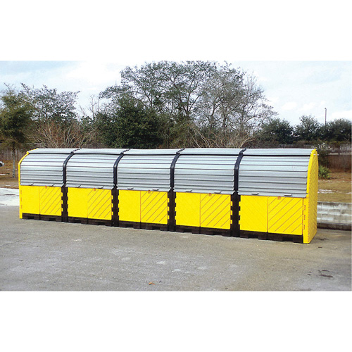 P20 Plus Ultra-Hard Top Spill Pallets avec drain, 312" lo x 79" la x 62" h, Capacit&eacute; de charge 9000 lb Moffatt Supply & Specialties