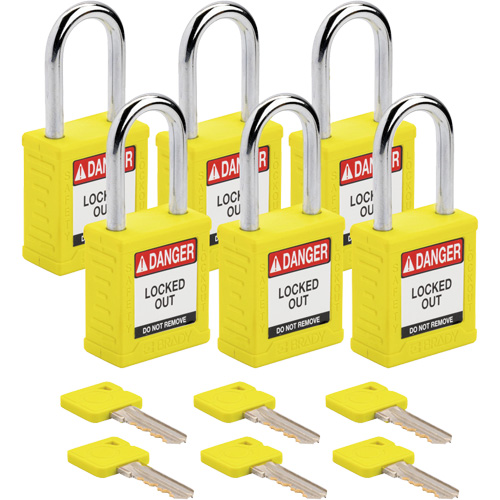 Cadenas de verrouillage Velocity, Jaune, Cl&eacute;s diff&eacute;rentes, Nylon, Largeur de 1-1/2" Moffatt Supply & Specialties