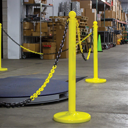 Bicolour Plastic Barrier Chain, Green/White Moffatt Supply & Specialties