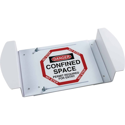 Panneau pour trou d'homme "Danger Confined Space Permit Required For Entry", 21" x 30", Polystyr&egrave;ne, Anglais Moffatt Supply & Specialties