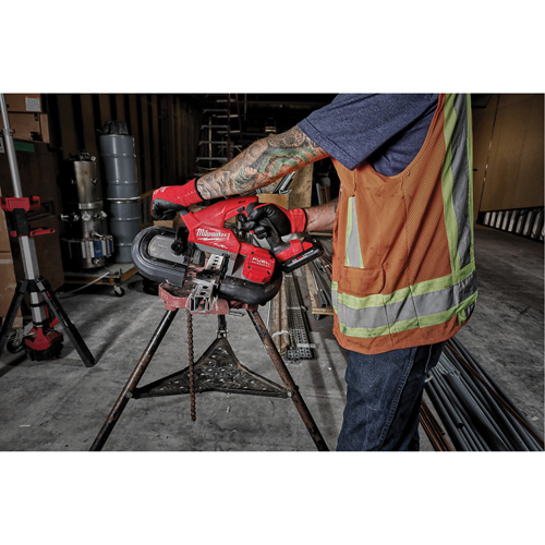 M18 Fuel Compact Dual-Trigger Band Saw Kit, 18 V Moffatt Supply & Specialties