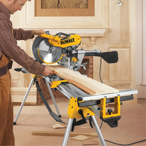 Double-Bevel Sliding Compound Mitre Saw, 12", 15 A, 120 V Moffatt Supply & Specialties