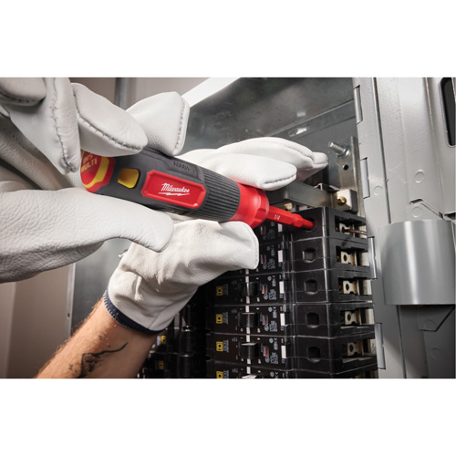 Tournevis &agrave; embouts interchangeables &agrave; tige articul&eacute;e isol&eacute; 1000 V, 2-en-1, 8-4/5" lo, Prise Coussin&eacute;e Moffatt Supply & Specialties