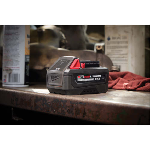 M18 REDLITHIUM HIGH OUTPUT XC5 Resistant Battery Pack, Lithium-Ion, 18 V, 5 Ah Moffatt Supply & Specialties