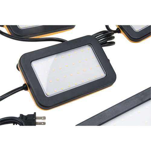 Chaîne de baladeuses DEL, 5 Lumi&egrave;res, 50' lo, Boîtier en Plastique Moffatt Supply & Specialties