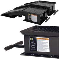 Rampes pour camions lourds avec longue poign&eacute;e en T, Capacit&eacute; 40 000 lb, 45" lo, 13-1/2" la, Hauteur de 9-19/50" Moffatt Supply & Specialties