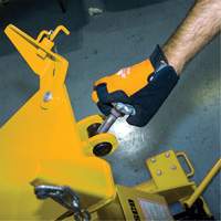 Cric de transmission Yellow Jackit, Cap. de levage 2,2 tonnes Moffatt Supply & Specialties