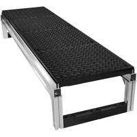 Trousse de plateforme de travail modulaire en aluminium avec surface &agrave; relief &agrave; larmes FOUNDATION, 18" la x 72" pr, Capacit&eacute; de 400 lb, Enti&egrave;rement soud&eacute; Moffatt Supply & Specialties