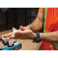 Lingettes nettoyantes extra-larges, 80 lingettes, 8" x 8" Moffatt Supply & Specialties