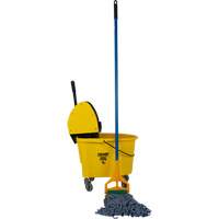 Ensemble professionnel de vadrouille et seau avec t&ecirc;te de vadrouille &agrave; bande blanche de 16 oz, Pression vers le bas, 8,75 gal. US (35 pintes), Jaune Moffatt Supply & Specialties