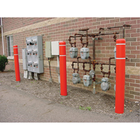 Capuchons en polyethylene pour borne de protection, 6-5/8" dia. x 52" l, Rouge Moffatt Supply & Specialties