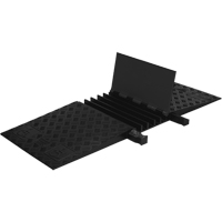 Protecteur de c&acirc;ble ADA/DDA &agrave; profil bas Guard Dog, 5 canaux, 18" lo x 50" la x 1,875" h Moffatt Supply & Specialties