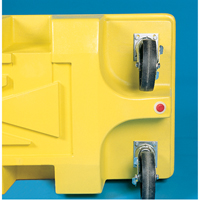 Chariots Poly-Spillcart, 66,5" lo x 29" la x 43,9" h, Cap. de d&eacute;versement 57 gal. US Moffatt Supply & Specialties