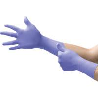 Gants Supreno EC, Petit, Nitrile, 5,5-mil, Sans poudre, Mauve, Classe 2 Moffatt Supply & Specialties