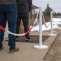 Bicolour Plastic Barrier Chain, Green/White Moffatt Supply & Specialties